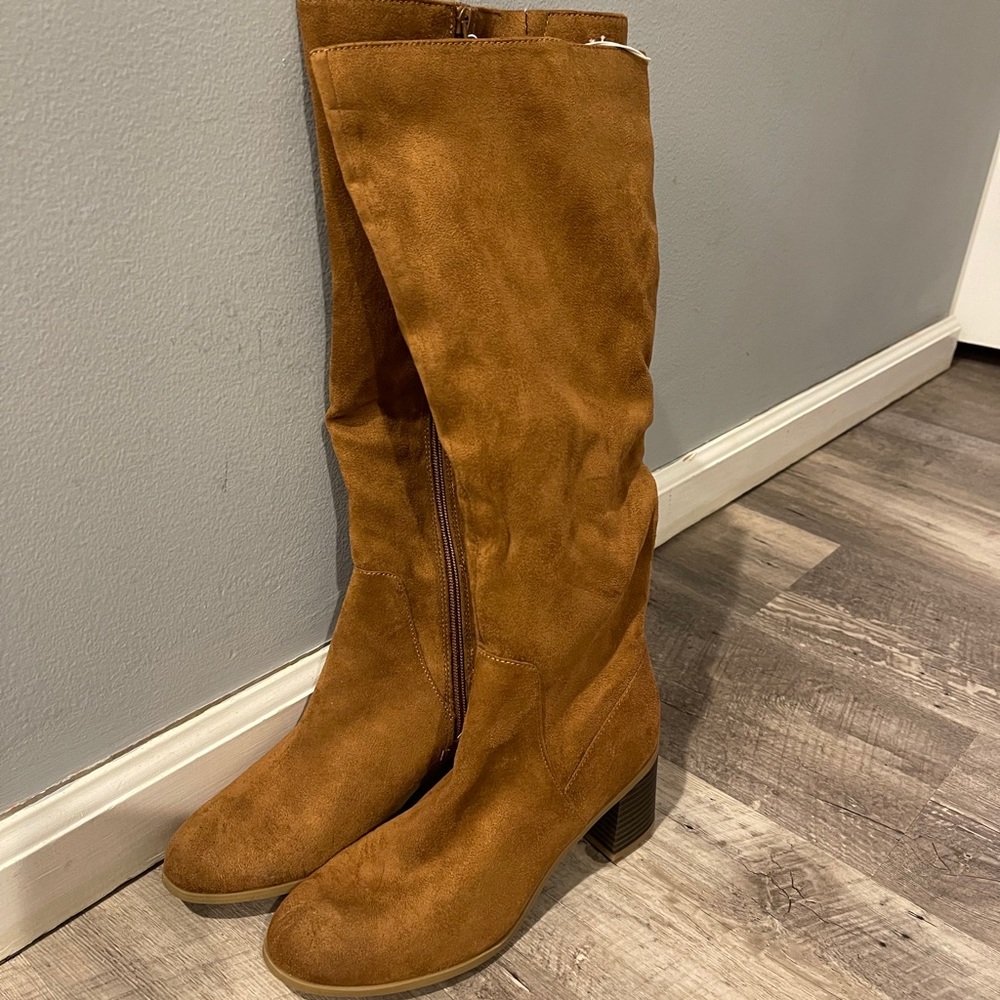 Women’s tall boots